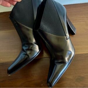 💯 authentic PRADA Elegant Black Women's Ankle Boots